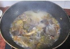 蛤蜊豆腐海带汤煲的做法步骤4