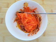 韩式辣酱黄瓜卷的做法步骤5
