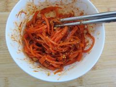韩式辣酱黄瓜卷的做法步骤6