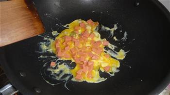 火腿鸡蛋炸酱面的做法步骤6
