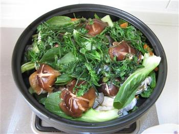蔬菜海鲜锅的做法图解10
