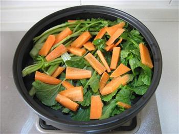 蔬菜海鲜锅的做法步骤4