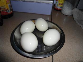 五香表情卤蛋的做法步骤2