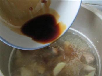 土豆脊骨汤的做法图解10