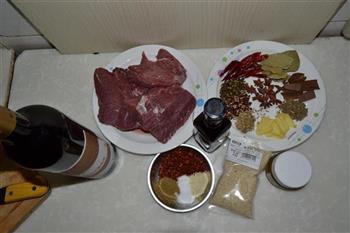 红酒牛肉干的做法步骤1