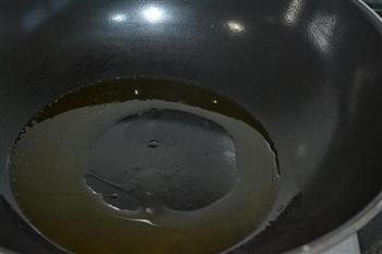 竹笋豌豆蛋花汤的做法图解3