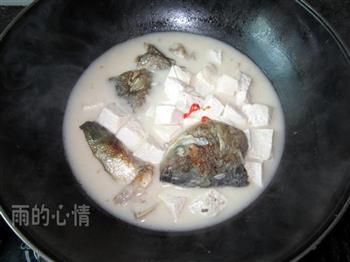 鲢鱼头炖豆腐的做法步骤5