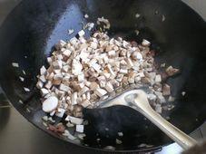 腊肉蘑菇乳蛋塔的做法步骤15
