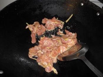 茶树菇炒鸡肉的做法图解8
