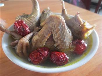 清炖红枣鸽子汤的做法图解8