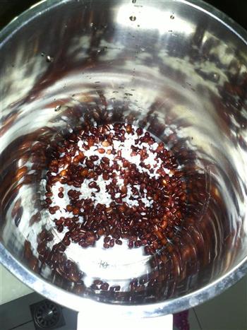 红豆糯米红枣豆浆的做法步骤2