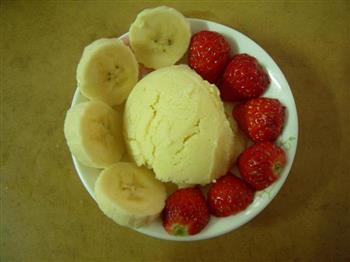 草莓冰激凌的做法步骤7