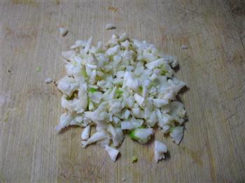 蒜香荷兰豆的做法步骤3