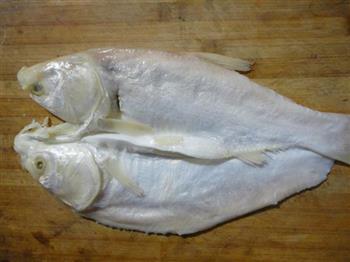 黄鱼鲞烧肉的做法步骤2