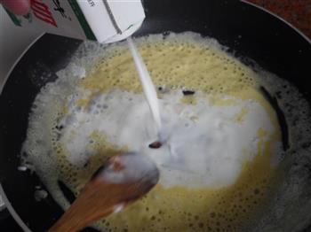 白汁意大利粉的做法步骤4