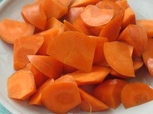胡萝卜土豆炖牛腩的做法步骤4