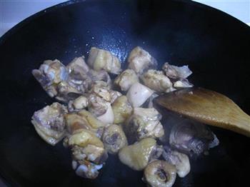 竹笋土豆烧鸡块的做法步骤7