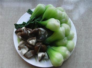 海米香菇扒油菜的做法步骤6