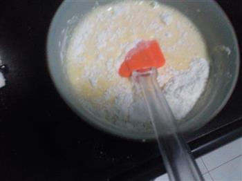 芒果奶油蛋糕卷的做法步骤2
