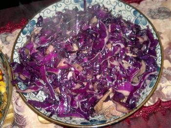 紫甘蓝炒肉的做法图解5