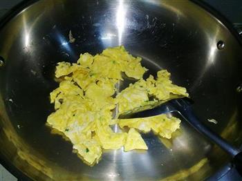 香肠蛋炒饭的做法步骤2