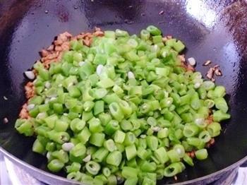榄菜肉米四季豆的做法图解11
