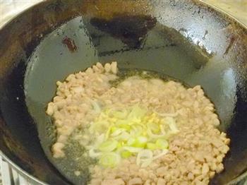 榄菜肉米四季豆的做法图解9