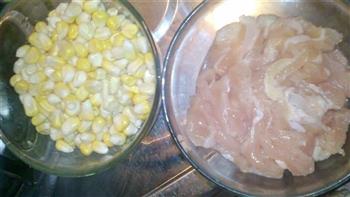 鸡肉粟米南瓜浓汤的做法步骤3