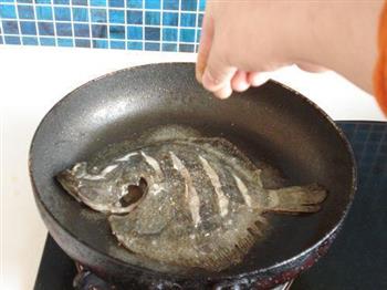 干煎多宝鱼的做法步骤6