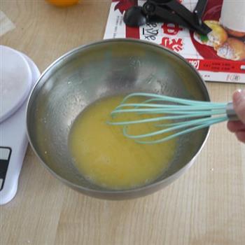 电饭锅小蛋糕的做法步骤3