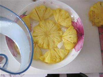 菠萝罐头的做法图解3