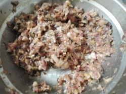 香菇猪肉包子的做法步骤5