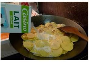 奶香培根焗土豆的做法步骤8