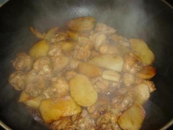 香辣土豆焖鸡块的做法步骤10