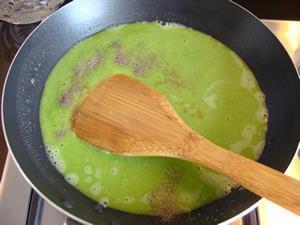 豌豆蓉蛋羹的做法步骤9