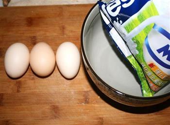 培根鸡蛋羹的做法步骤1
