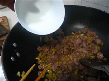 野山椒炝牛肉的做法步骤13