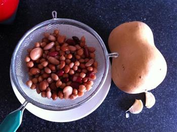 南瓜五色豆的做法图解1