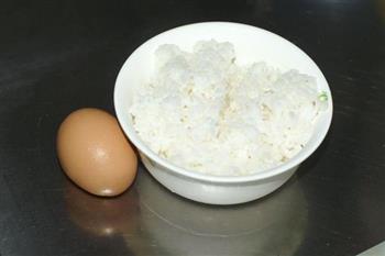 玉米火腿肠蛋炒饭的做法图解2