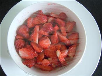 草莓果酱的做法图解3