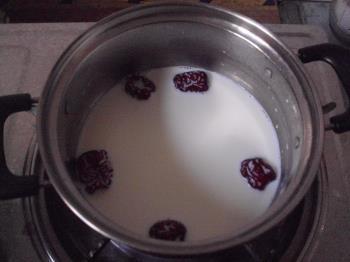 紫薯牛奶麦片的做法步骤4