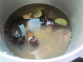 木棉花煲猪骨汤的做法步骤6