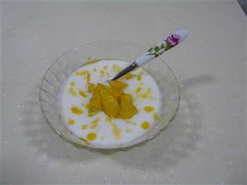 芒果酸奶的做法步骤3
