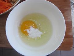 韩式石锅拌饭的做法步骤3