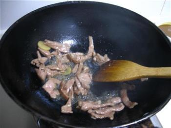 蒜台炒肉的做法步骤4