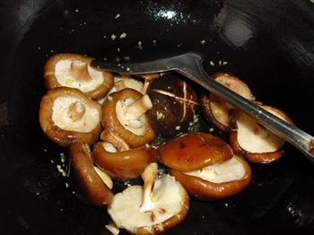 香菇油菜的做法图解7