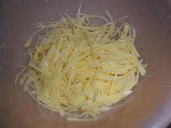 双椒土豆丝的做法步骤1