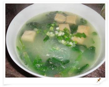 鱼豆腐粉丝菠菜汤的做法步骤6