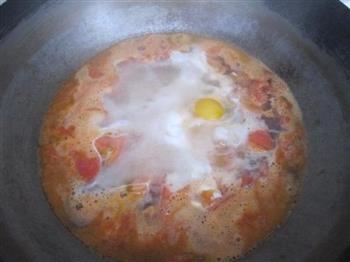 西红柿鸡蛋面的做法步骤6