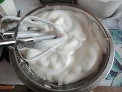 电饭锅版酸奶蛋糕的做法步骤9